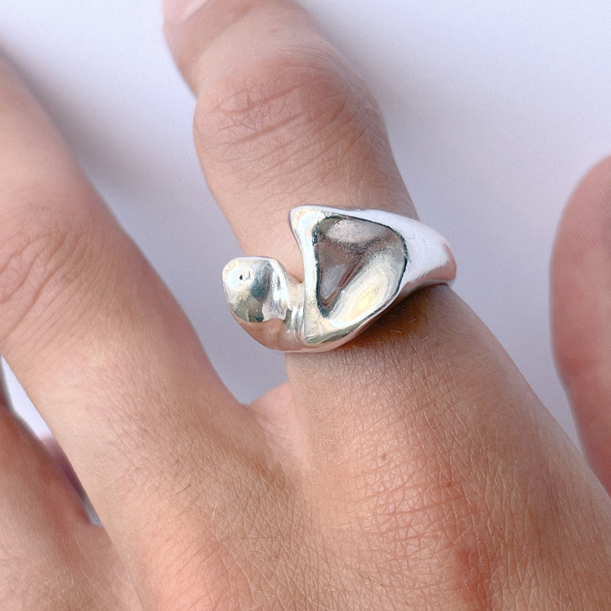 Molar1 Ring handmade in 925 Sterling Silver worn on finger by BÚMBUNER
