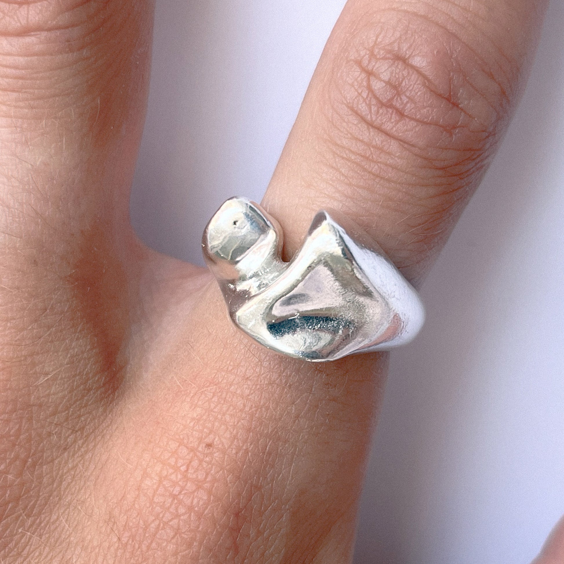 Molar1 Ring handmade in 925 Sterling Silver worn on finger by BÚMBUNER
