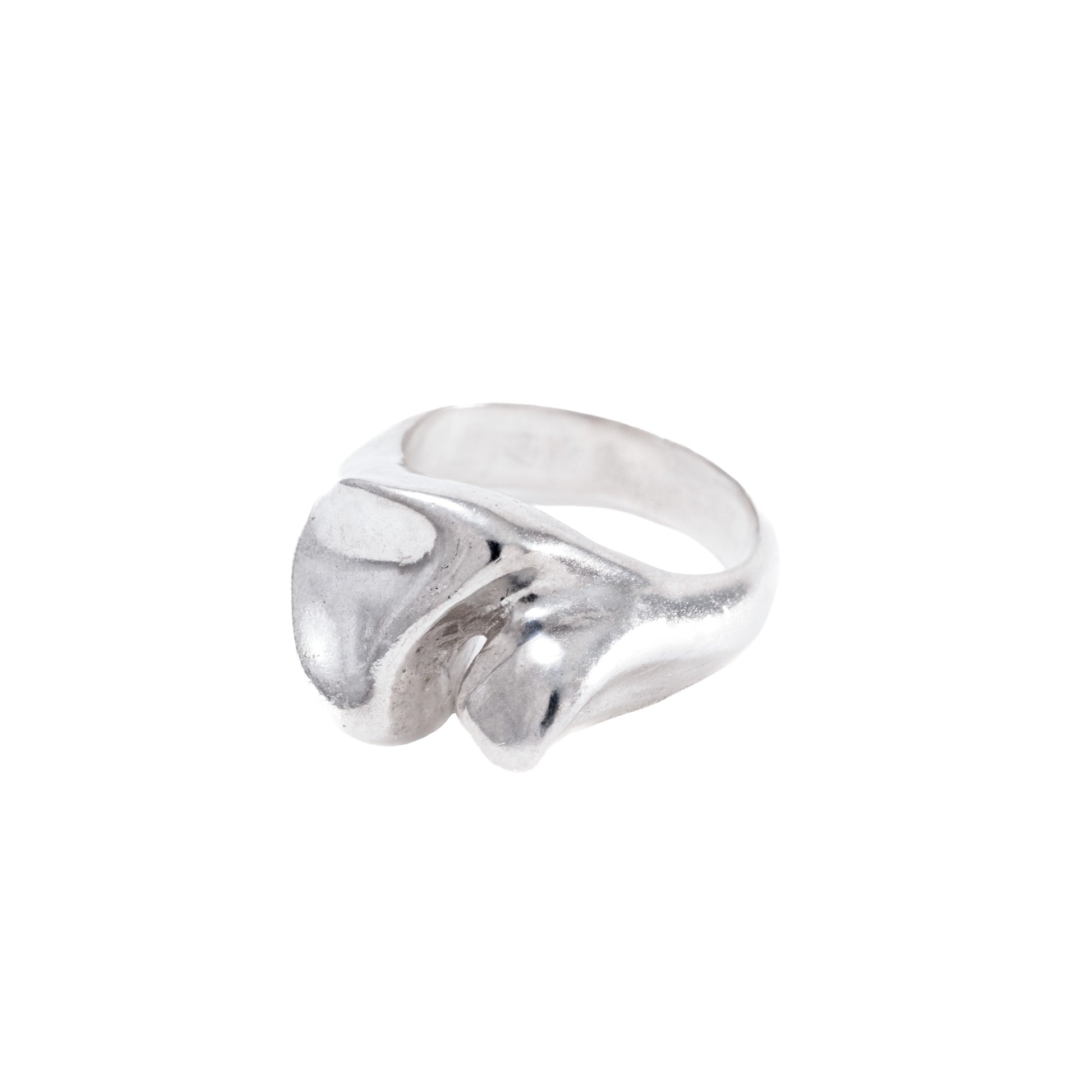 Molar1 Ring side view handmade in 925 Sterling Silver by BÚMBUNER
