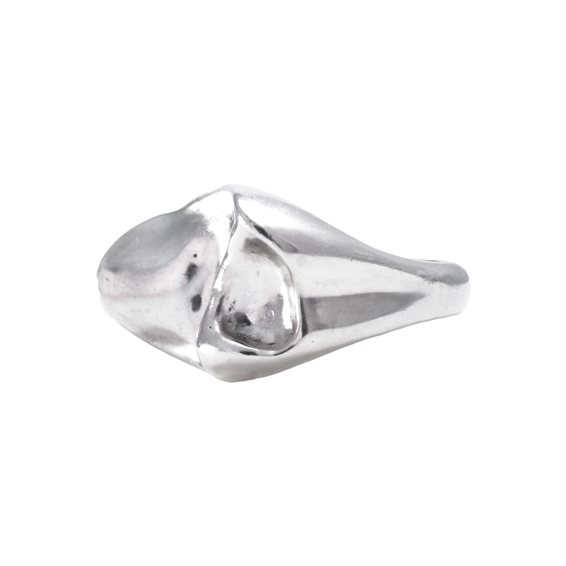 Molar2 Ring side view handmade in 925 Sterling Silver by BÚMBUNER

