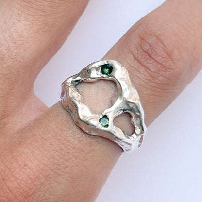 Morfo Ring handmade in 925 Sterling Silver worn on finger by BÚMBUNER

