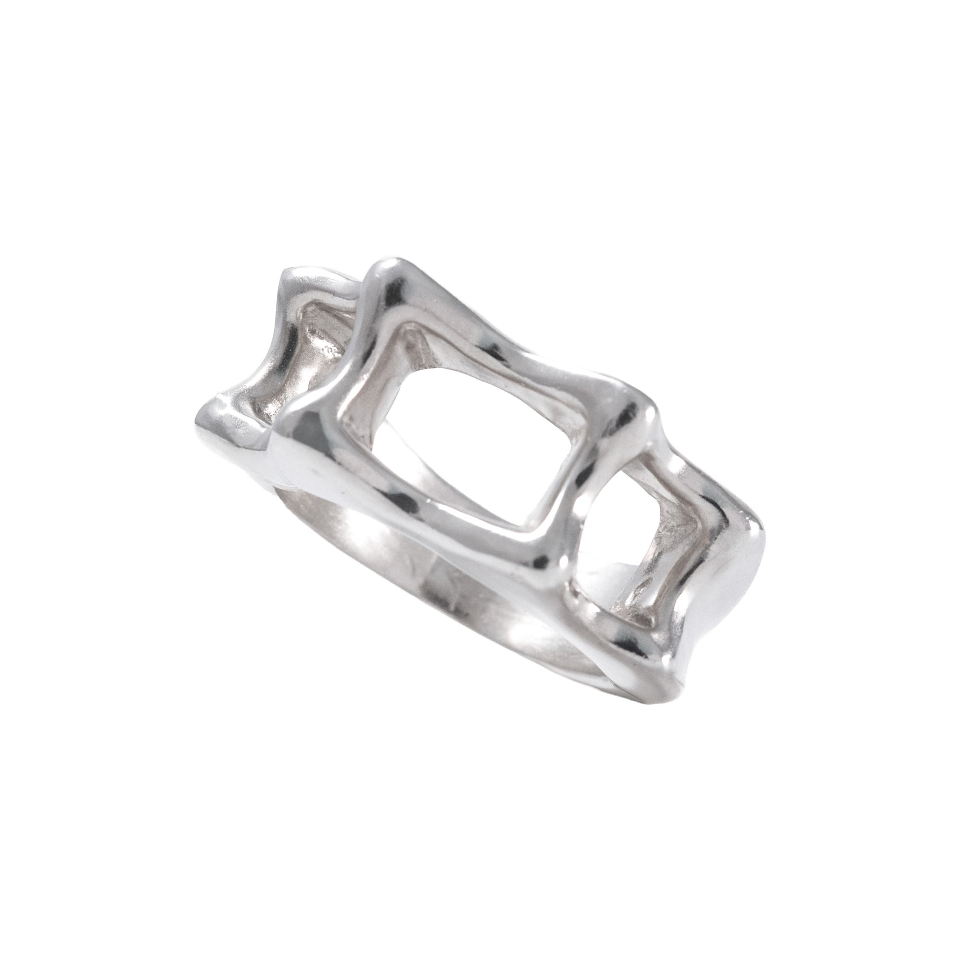Panorama Ring tilted view handmade in 925 Sterling Silver by BÚMBUNER
