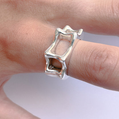 Panorama Ring handmade in 925 Sterling Silver worn on finger by BÚMBUNER
